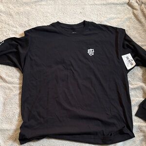 Men's Black Long Sleeve Tee